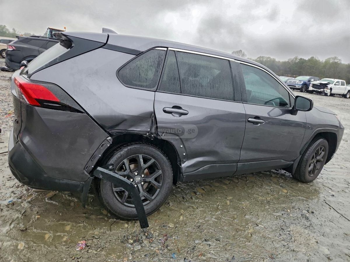 Toyota RAV 4 - фото 5