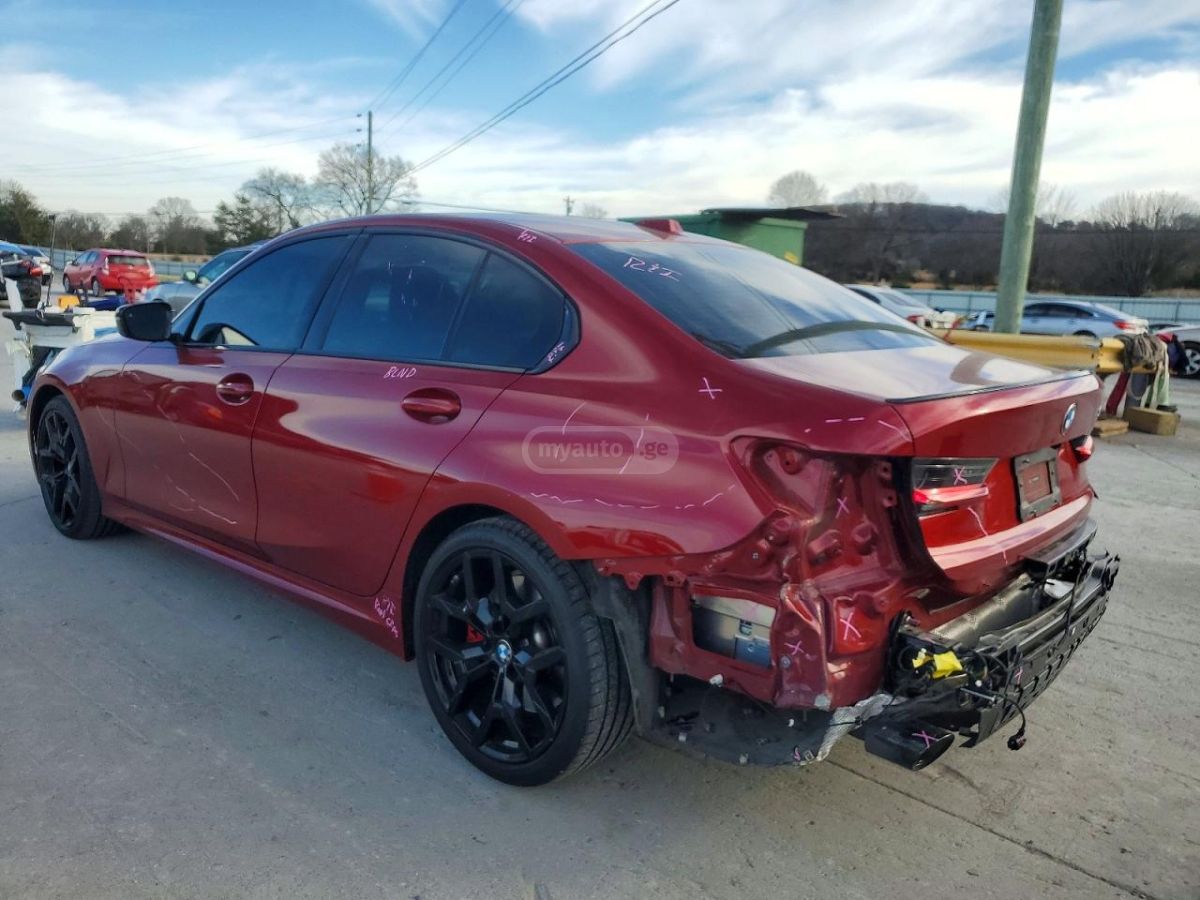 BMW 330 - фото 2