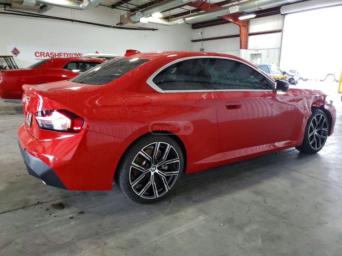 BMW 230i 2022 — миниатюра 3