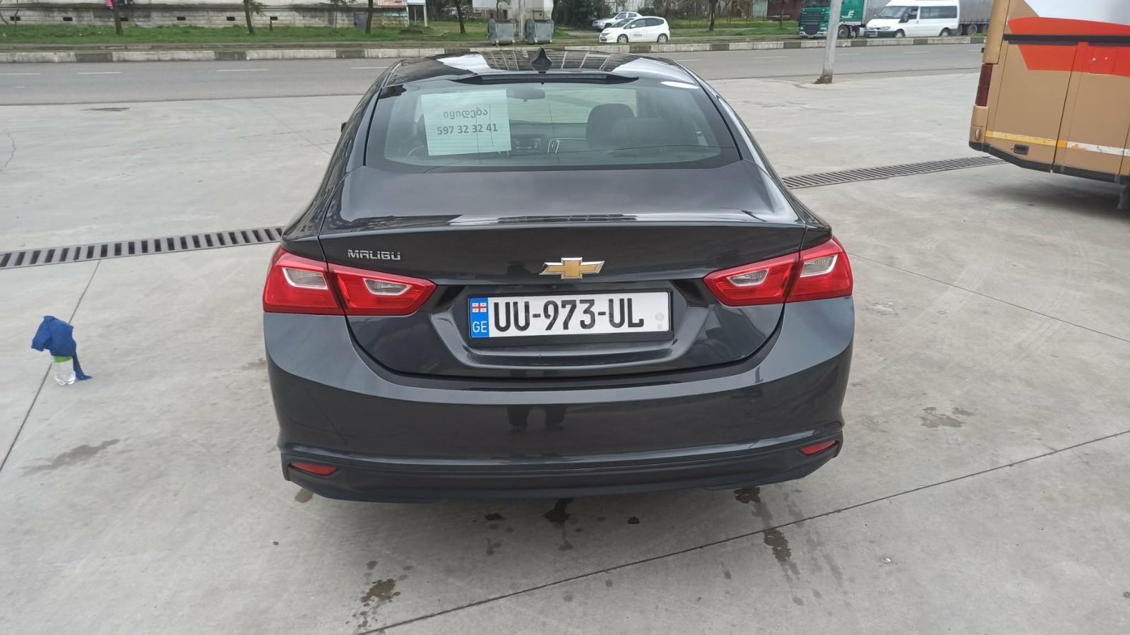 Chevrolet Malibu - фото 1