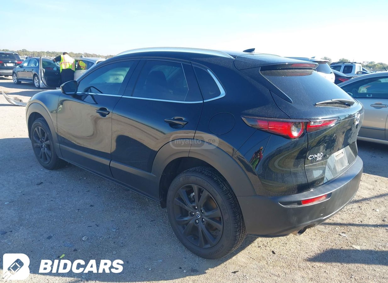 Mazda CX-30 - фото 3