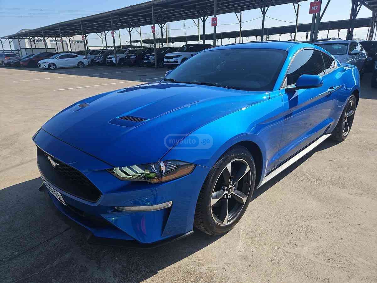 Ford Mustang - фото 1