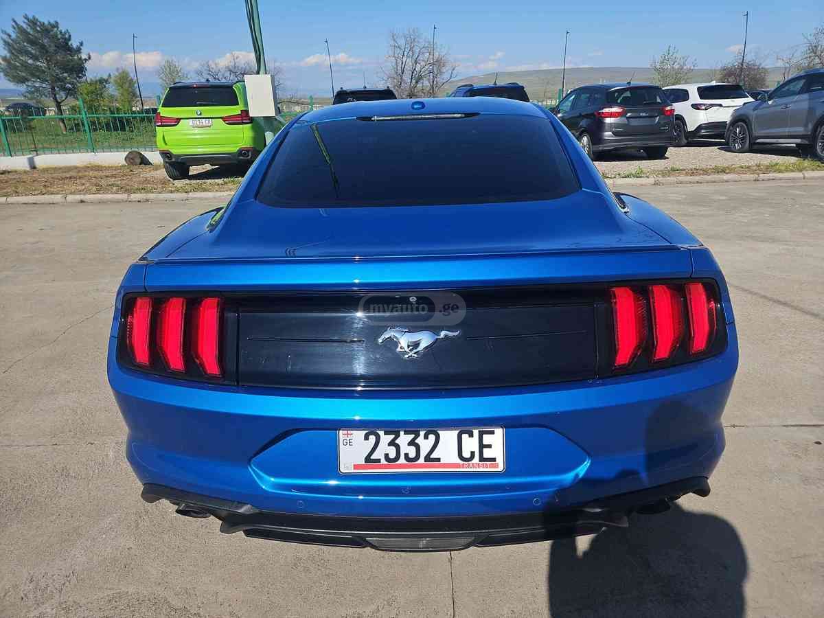 Ford Mustang - фото 6