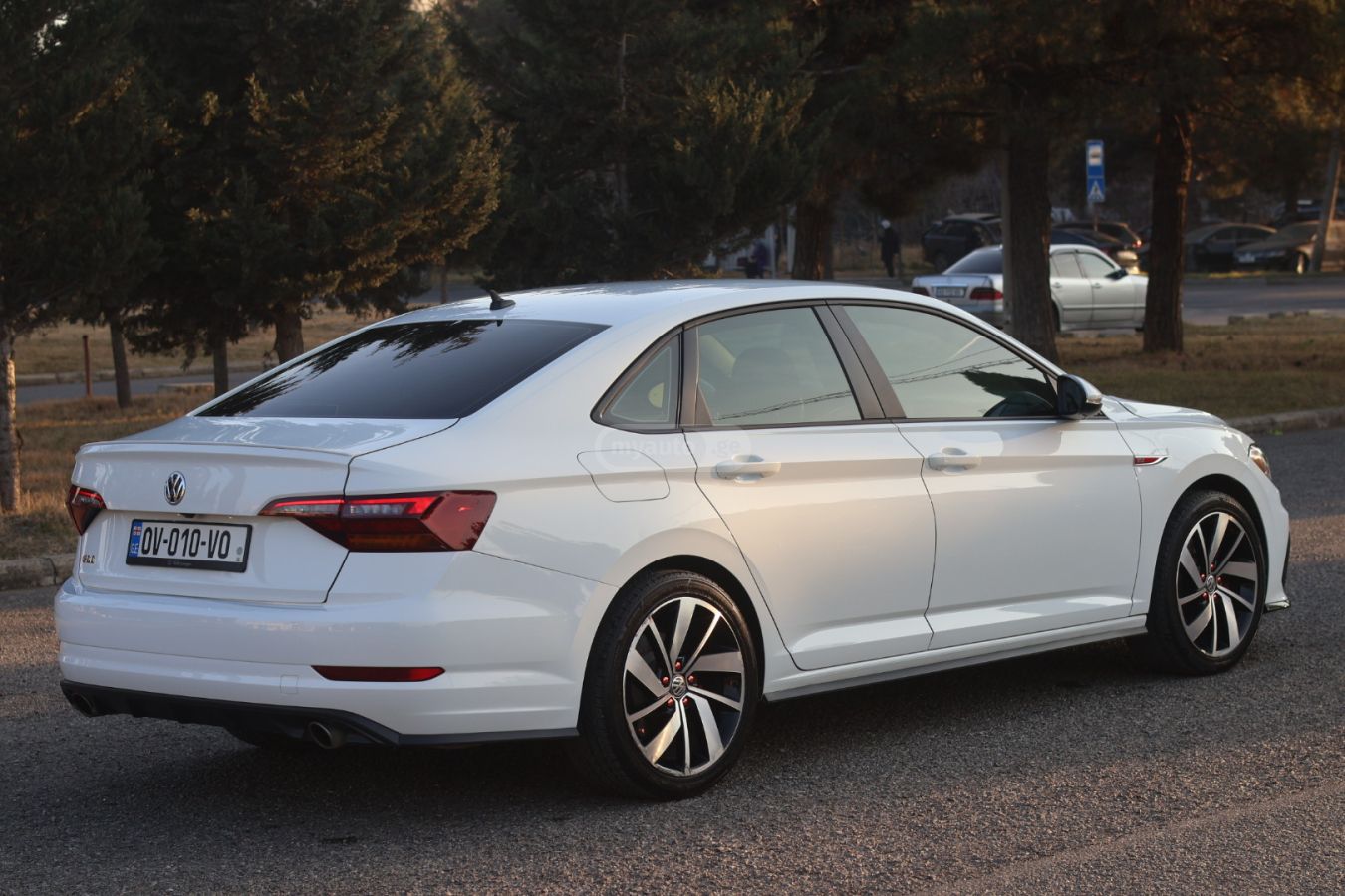 Volkswagen Jetta - фото 7