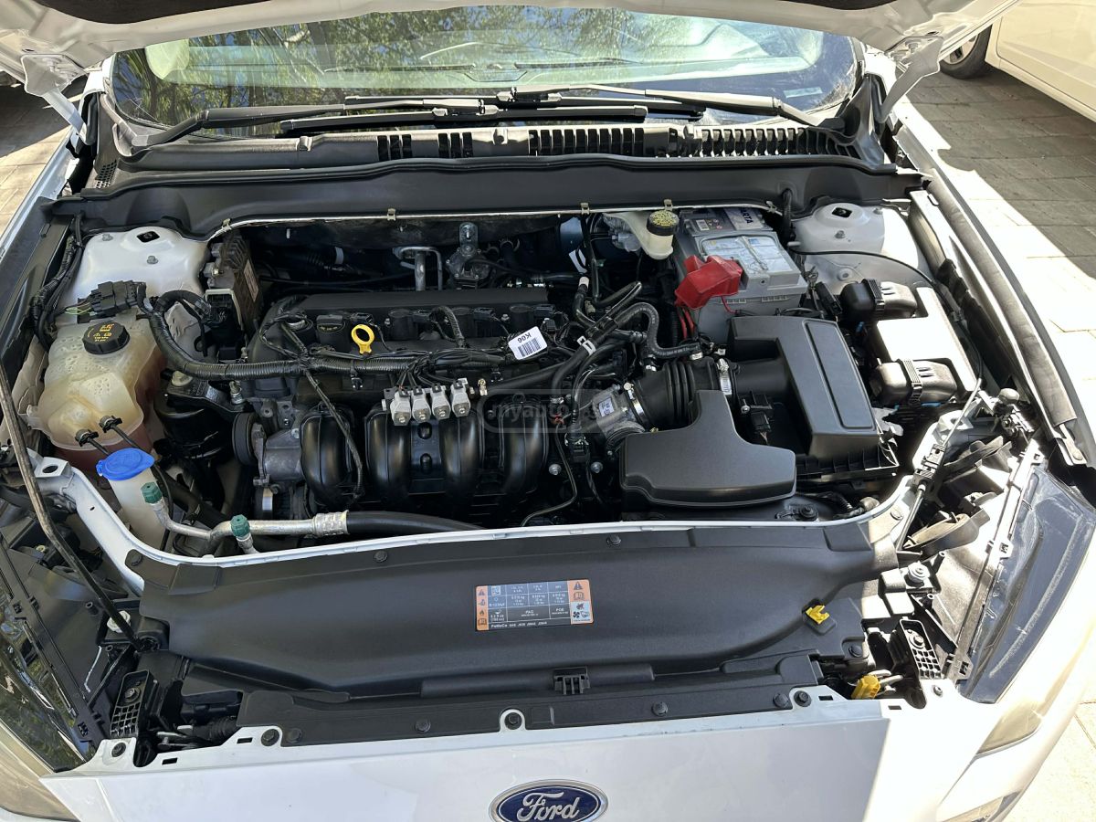 Ford Fusion - фото 5