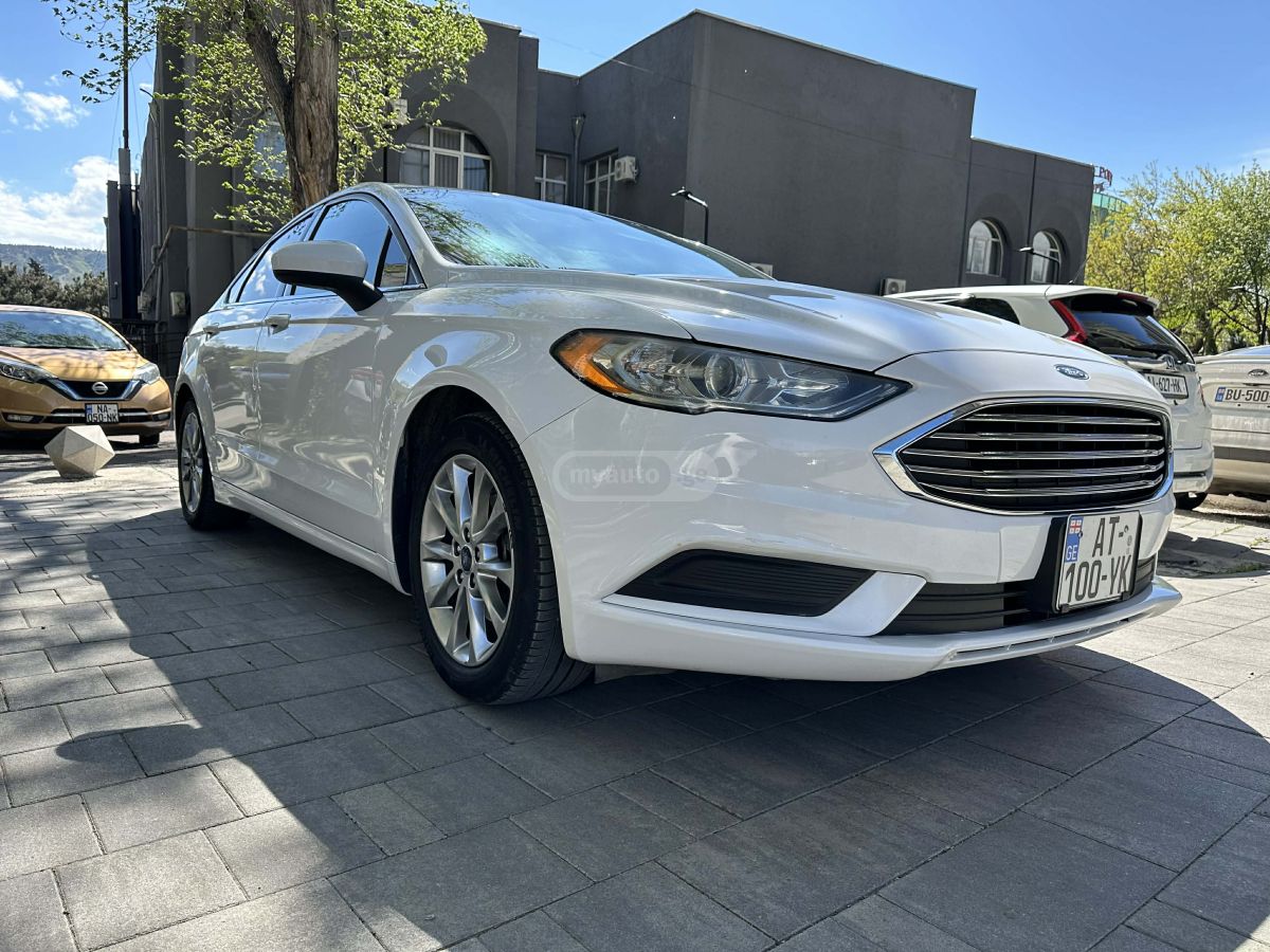 Ford Fusion - фото 8
