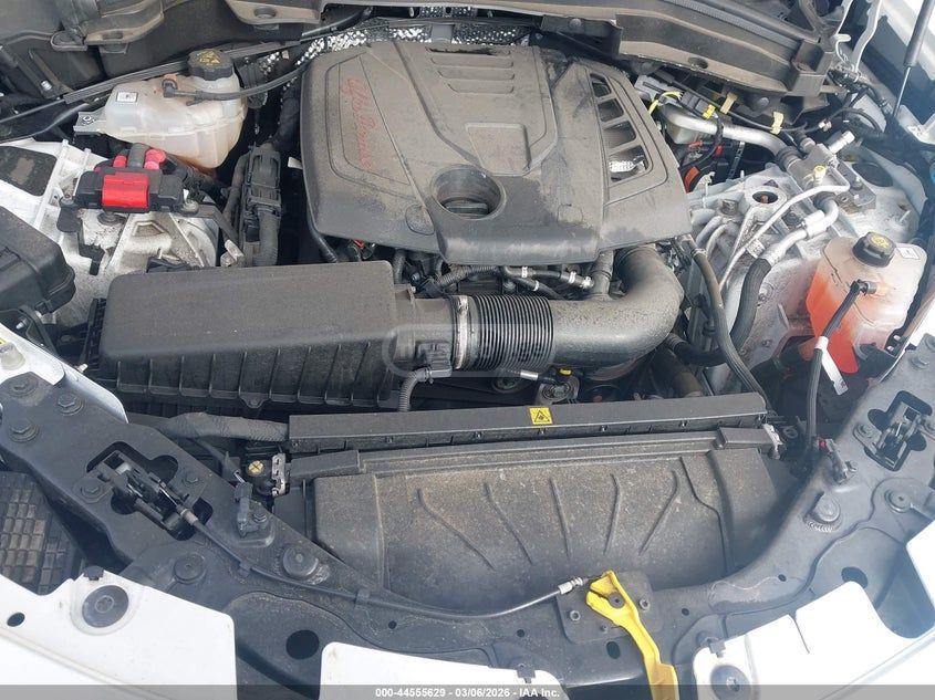 Alfa Romeo Stelvio 2024 — миниатюра 9