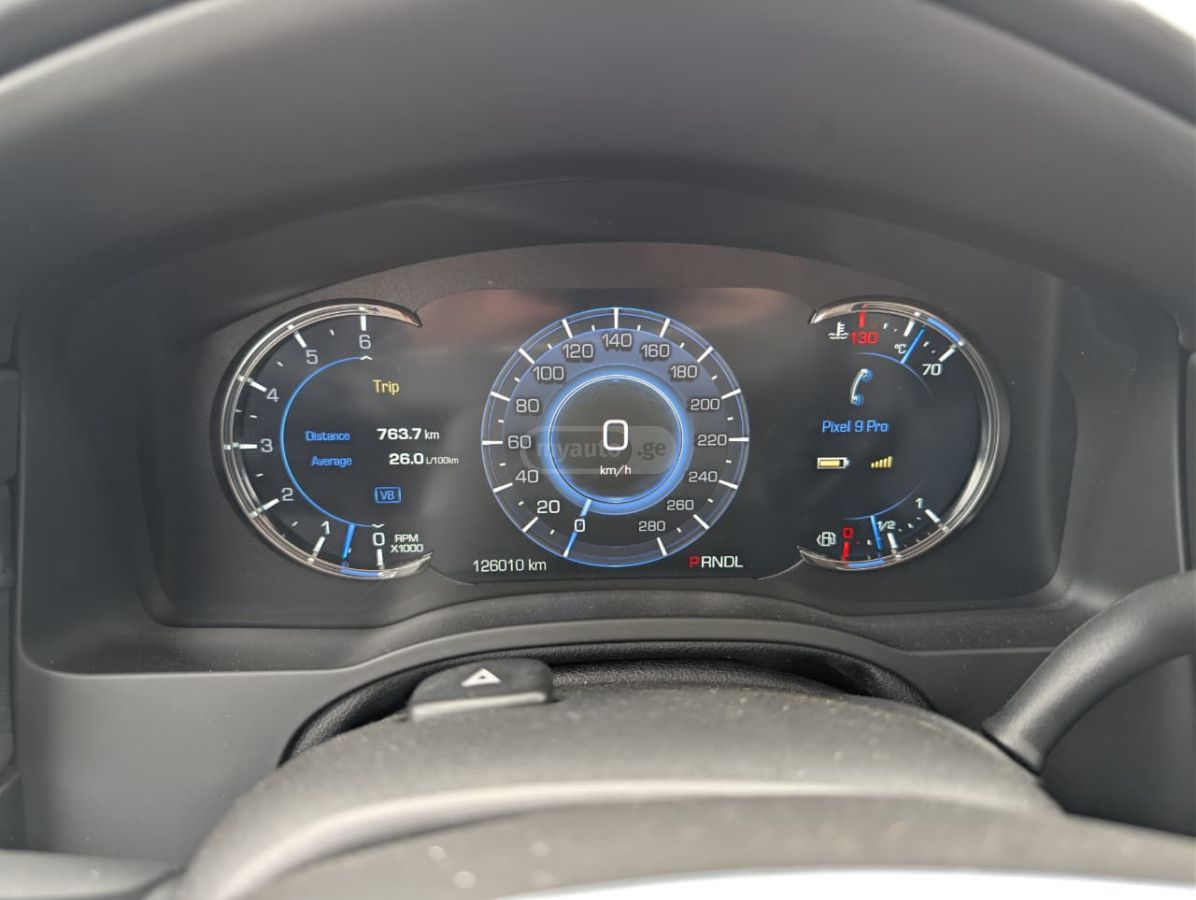 Cadillac Escalade - фото 15
