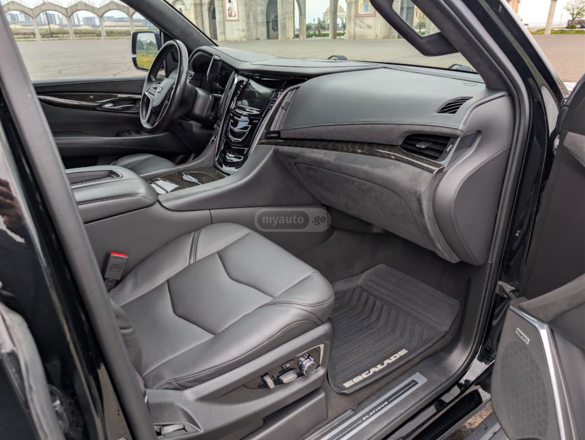 Cadillac Escalade - фото 6