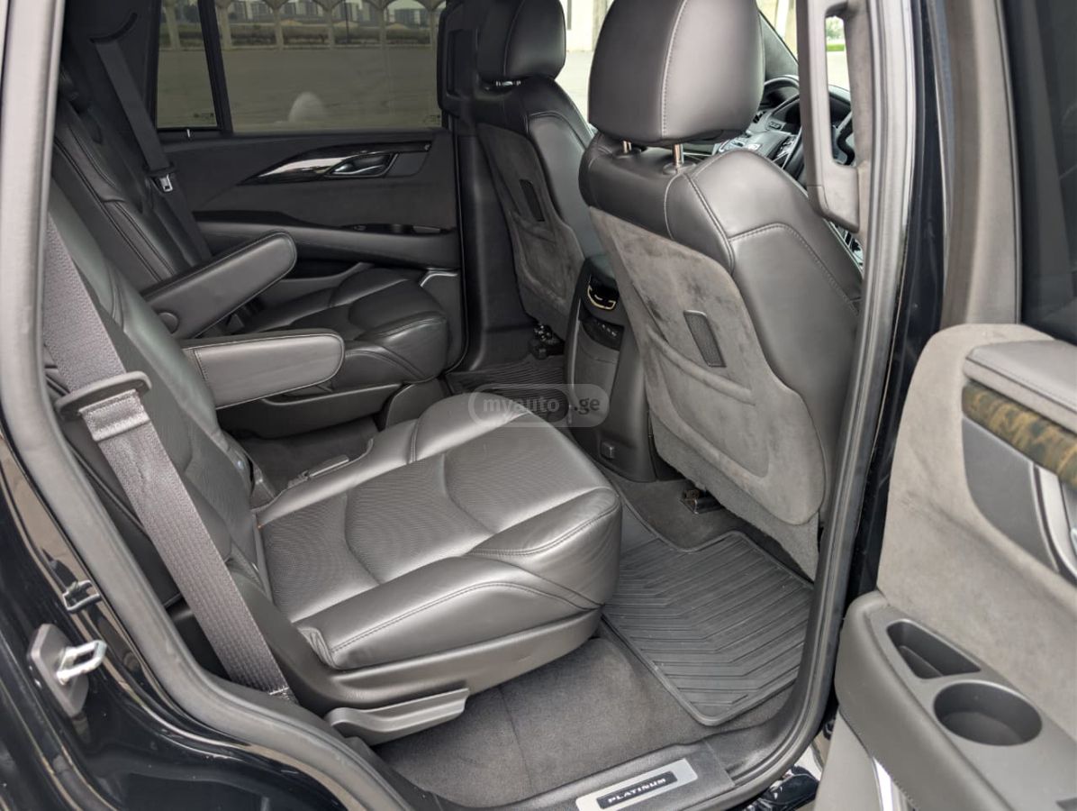 Cadillac Escalade - фото 7
