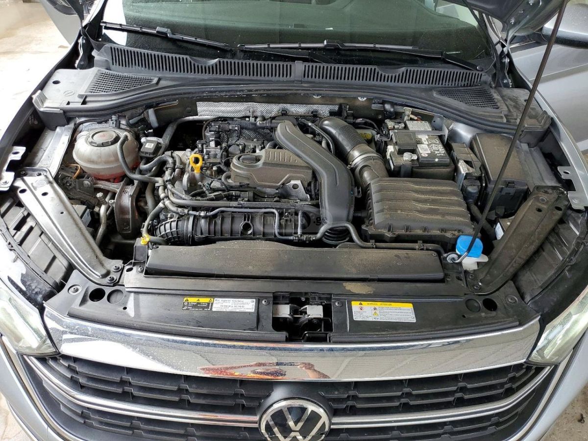 Volkswagen Jetta - фото 8