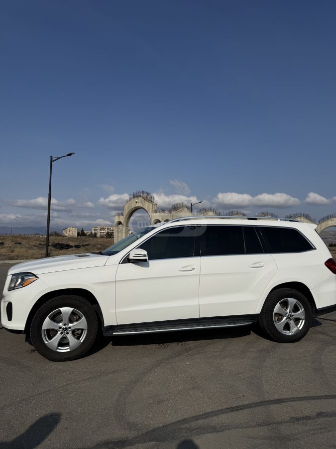 Mercedes-Benz GLS 450 - фото 3
