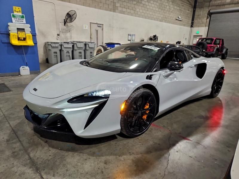 McLaren GT 2025 — миниатюра 1