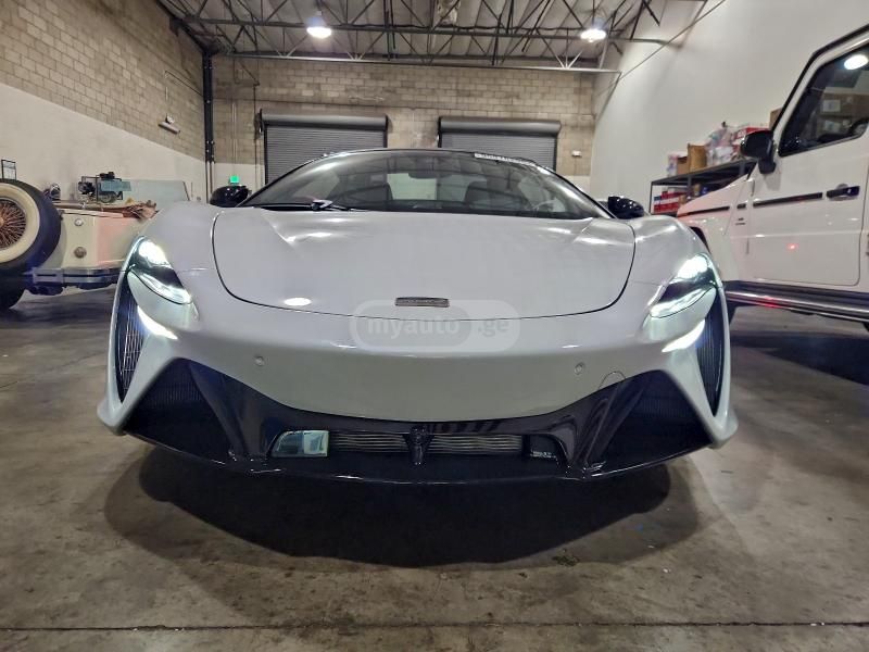 McLaren GT 2025 — миниатюра 5