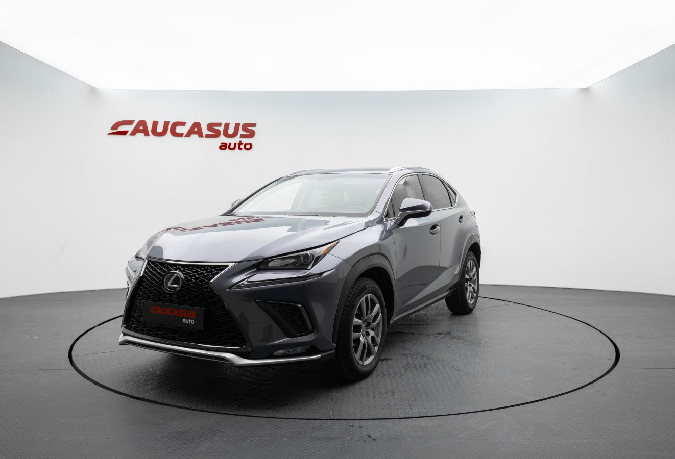 Lexus NX 200 - фото 1