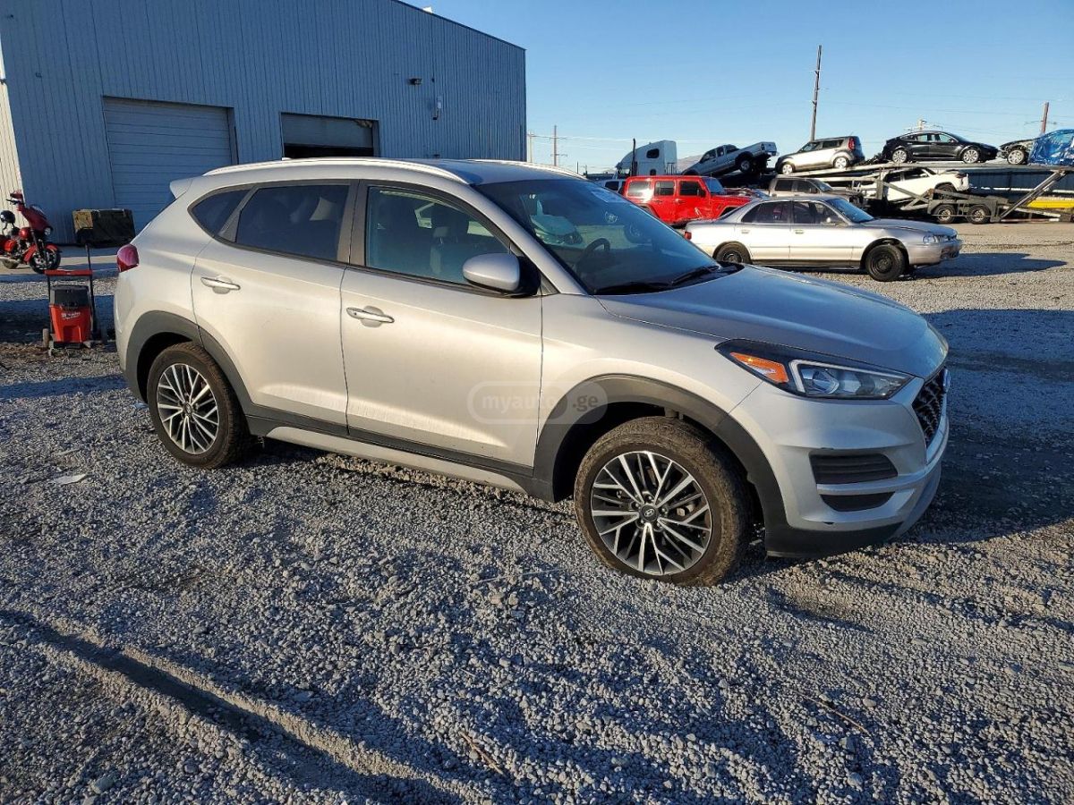 Hyundai Tucson - фото 4