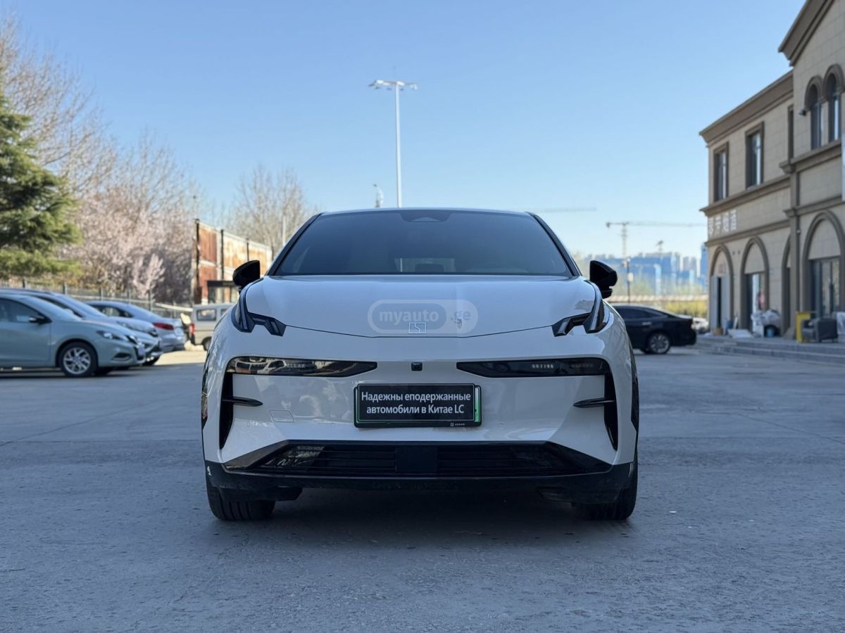 Zeekr X - фото 2