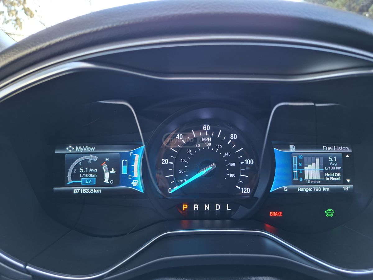 Ford Fusion - фото 2