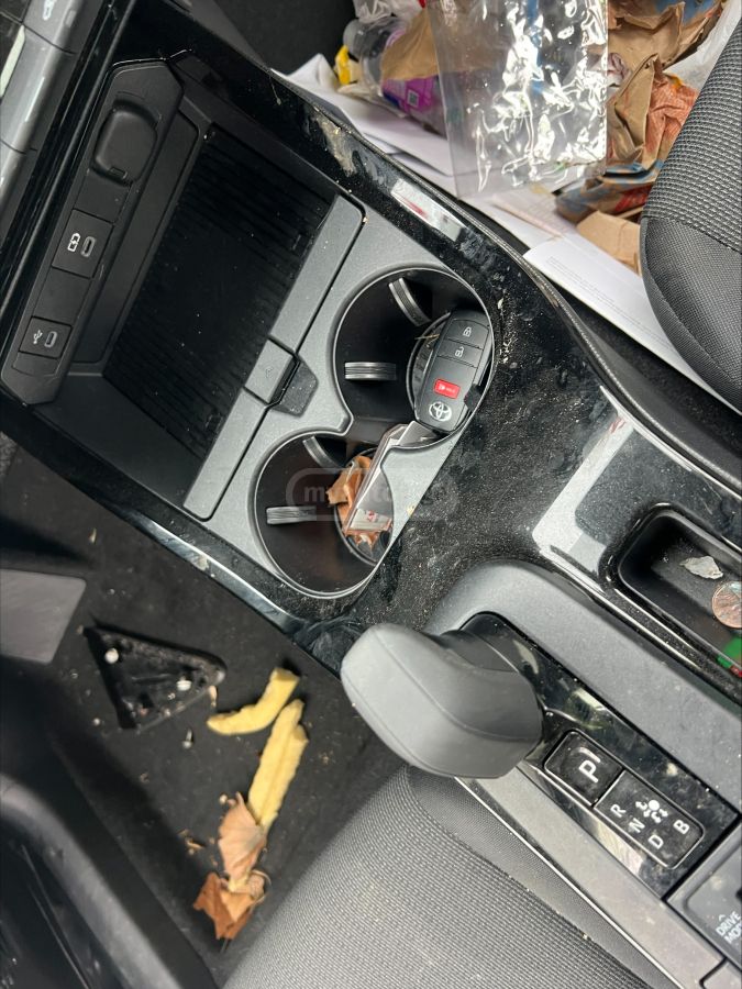 Toyota Prius - фото 5