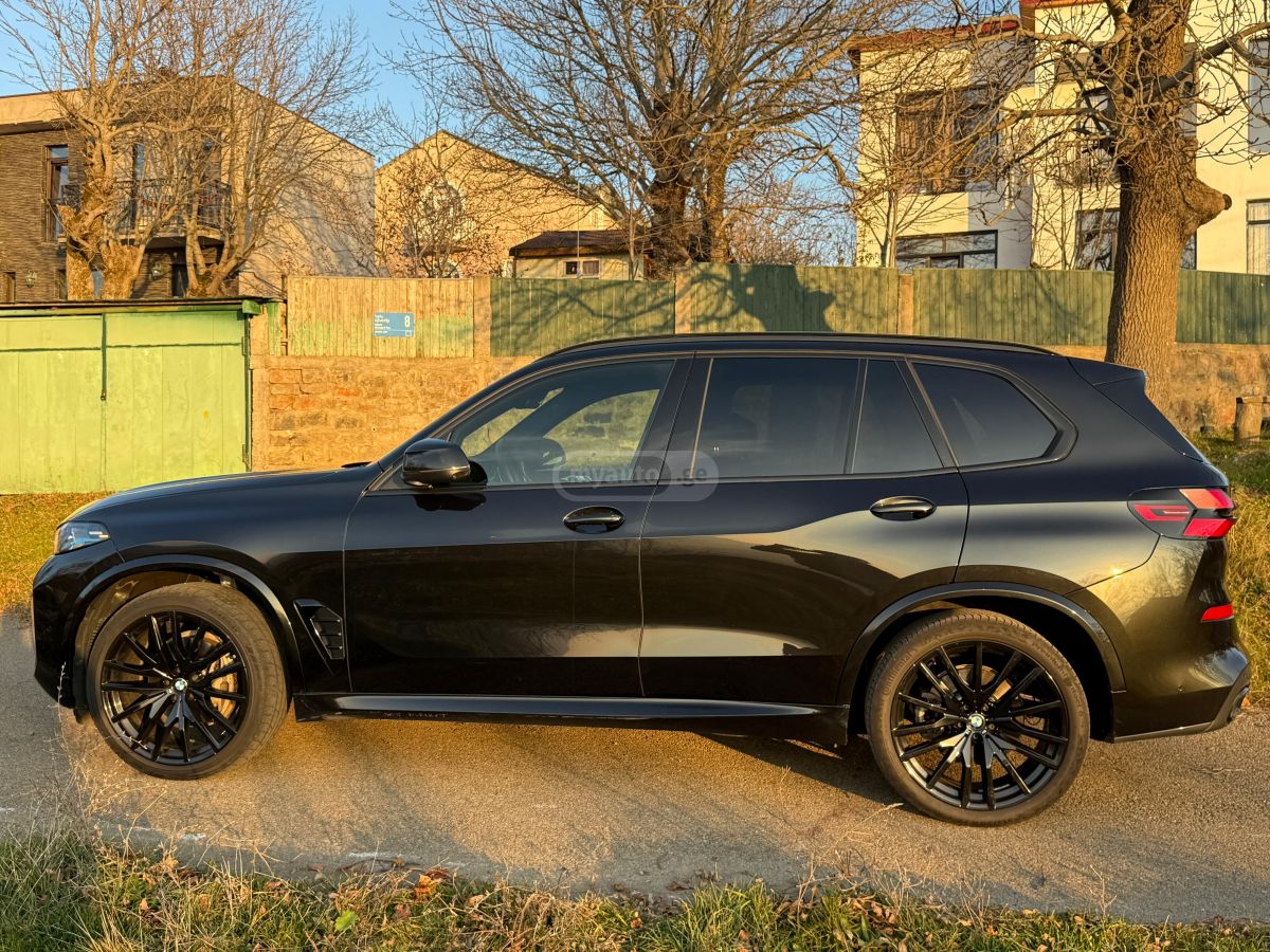 BMW X5 - фото 3