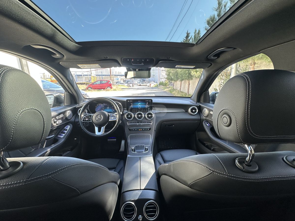 Mercedes-Benz GLC 300 - фото 11