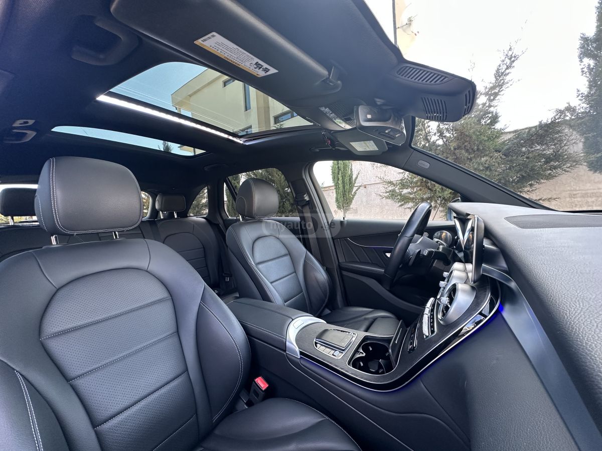 Mercedes-Benz GLC 300 - фото 12