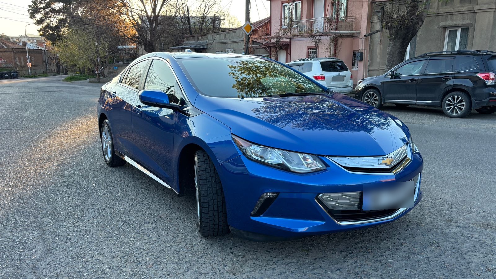 Chevrolet Volt - фото 1