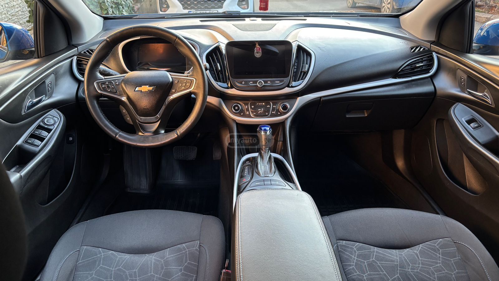 Chevrolet Volt - фото 6