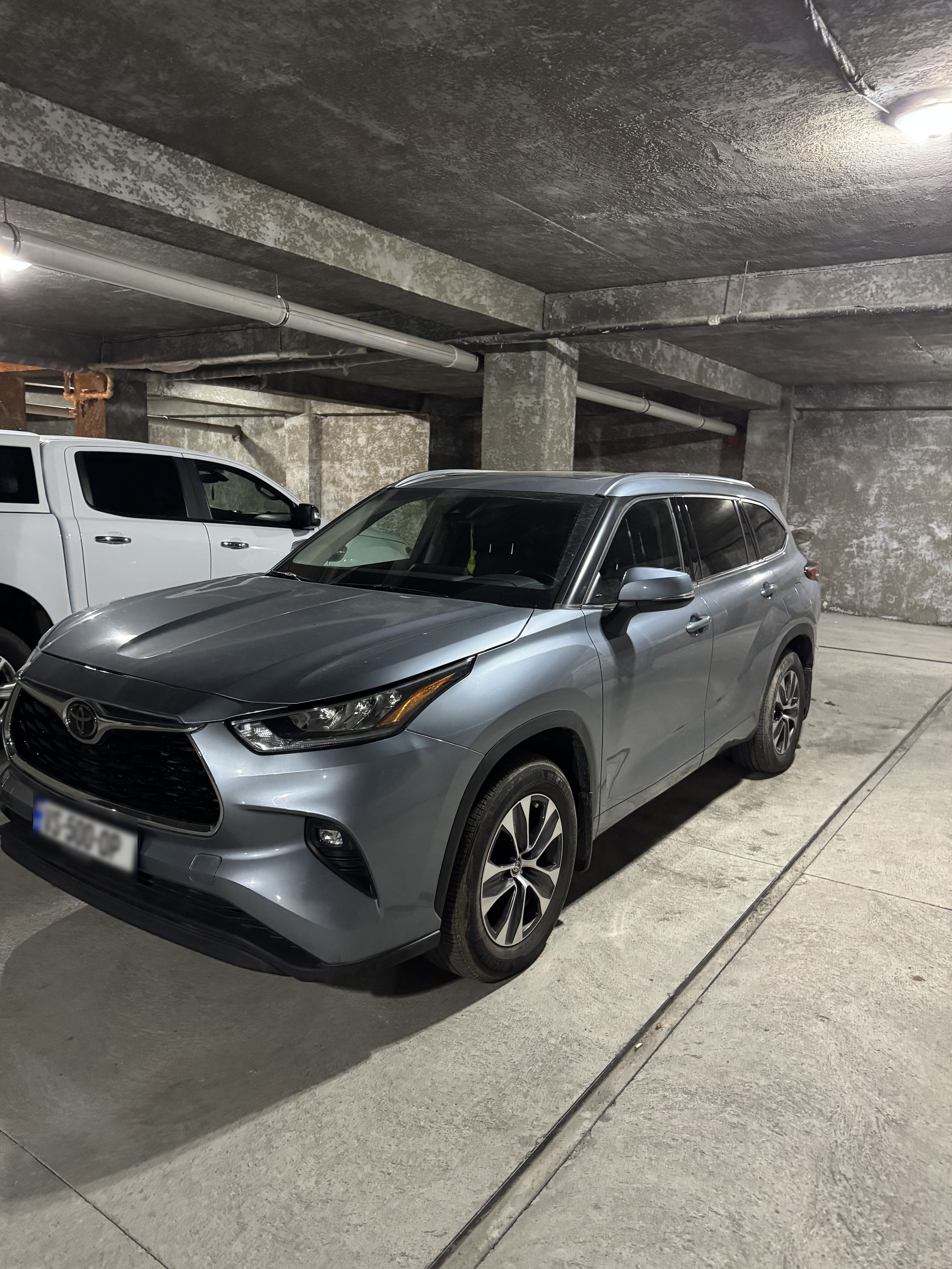 Toyota XLE 4dr All-Wheel Drive Automa — миниатюра 1