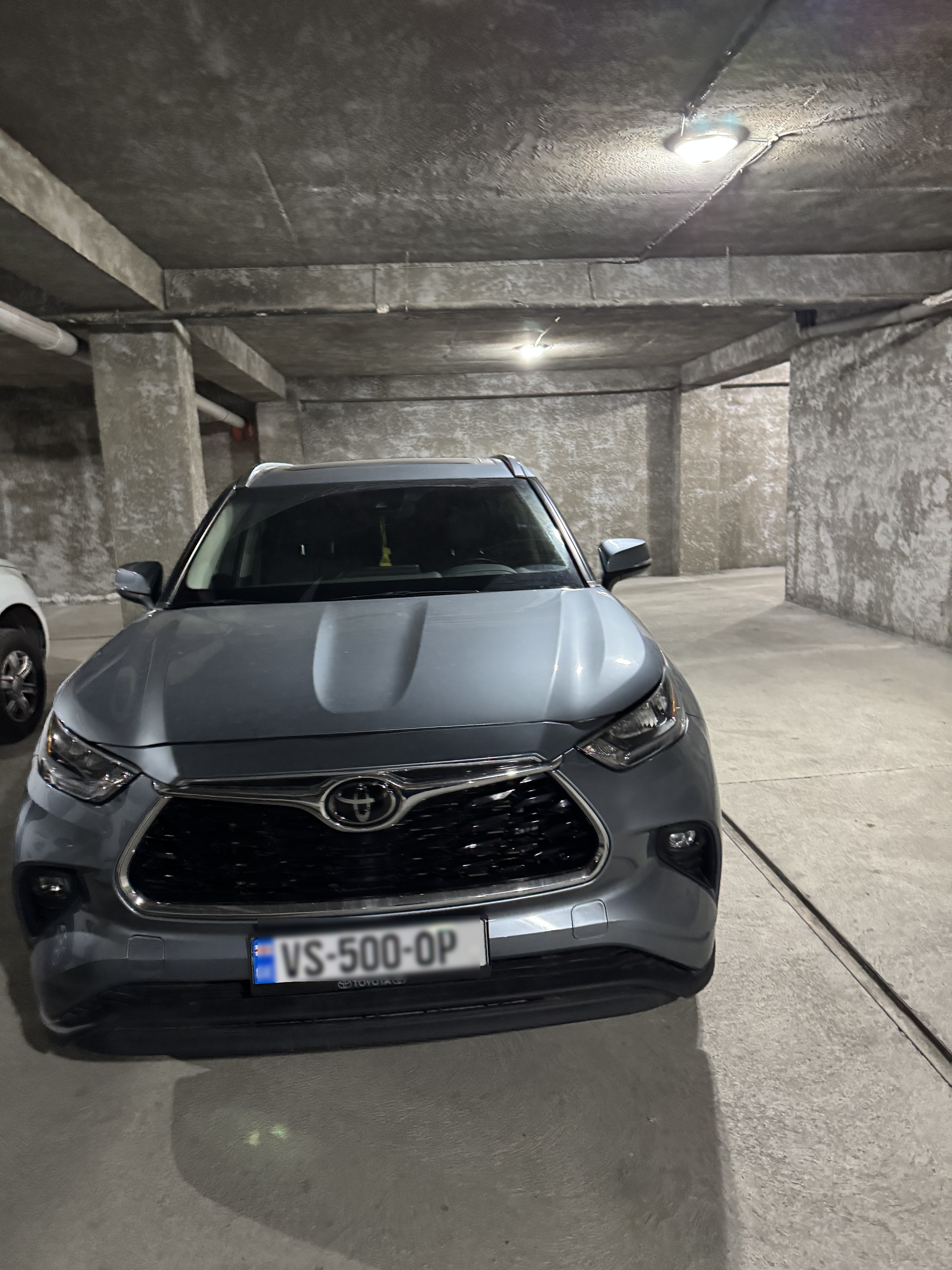 Toyota XLE 4dr All-Wheel Drive Automa — миниатюра 3