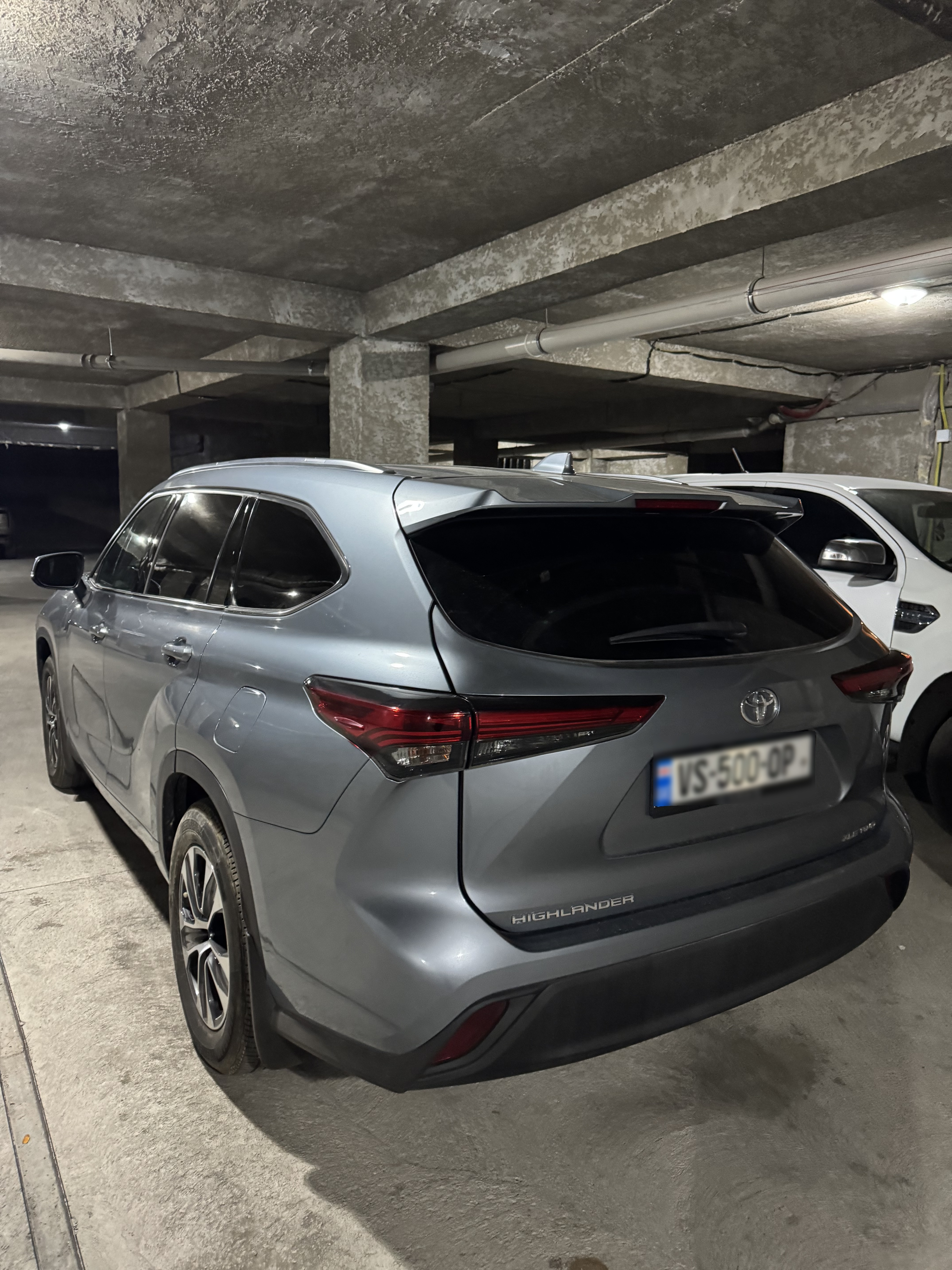 Toyota XLE 4dr All-Wheel Drive Automa — миниатюра 8