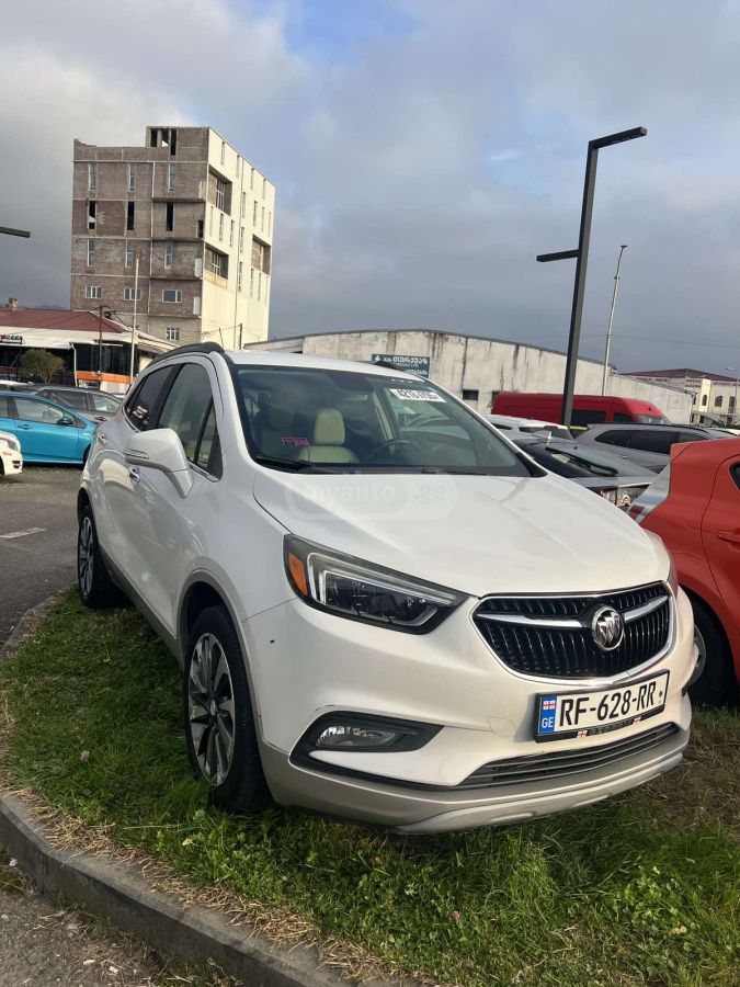 Buick Encore - фото 1