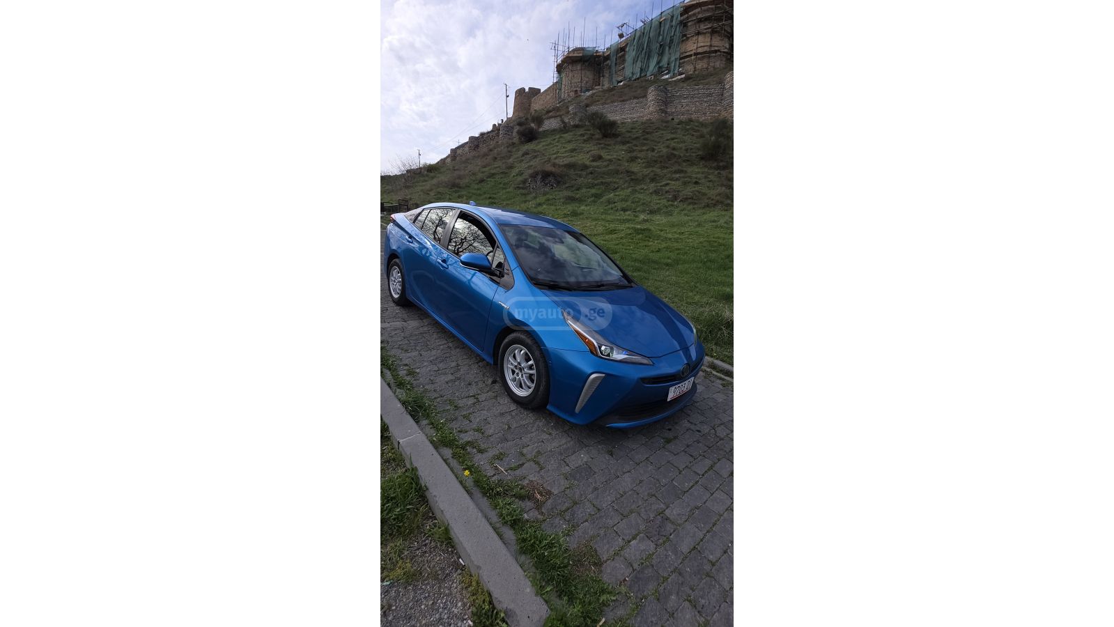 Toyota Prius - фото 2