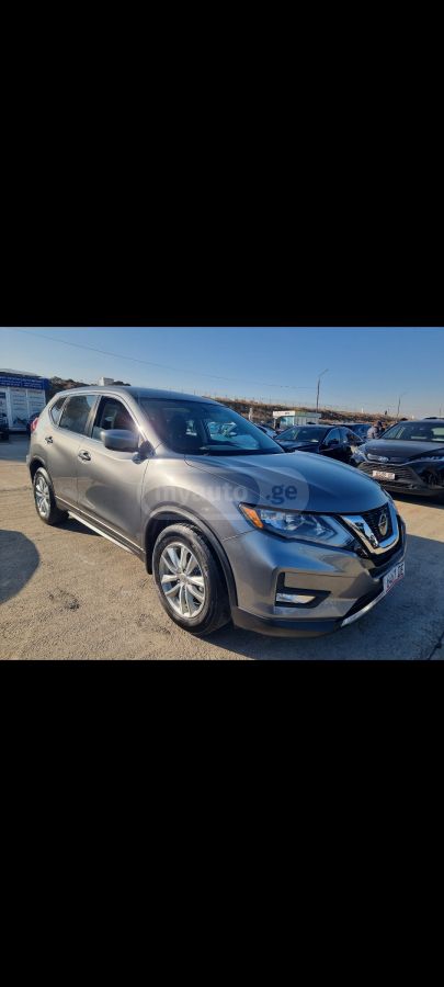 Nissan Rogue - фото 1