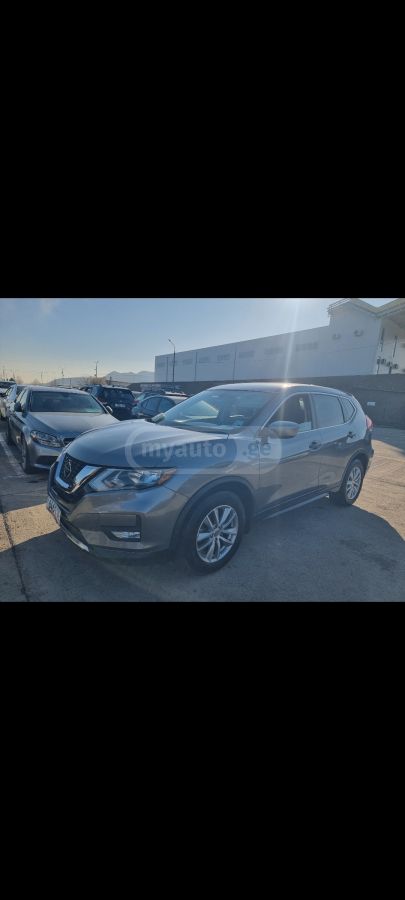 Nissan Rogue - фото 2