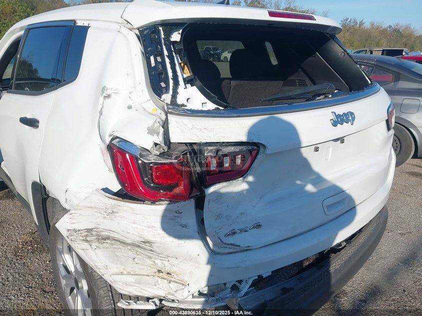 Jeep SPORT — миниатюра 6