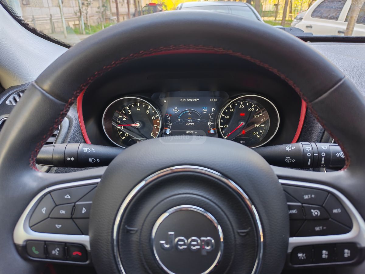 Jeep Compass - фото 11