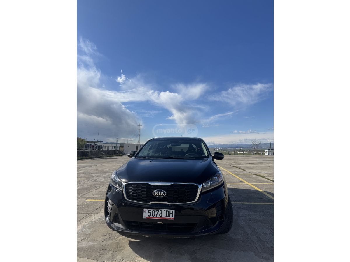 Kia Sorento - фото 1