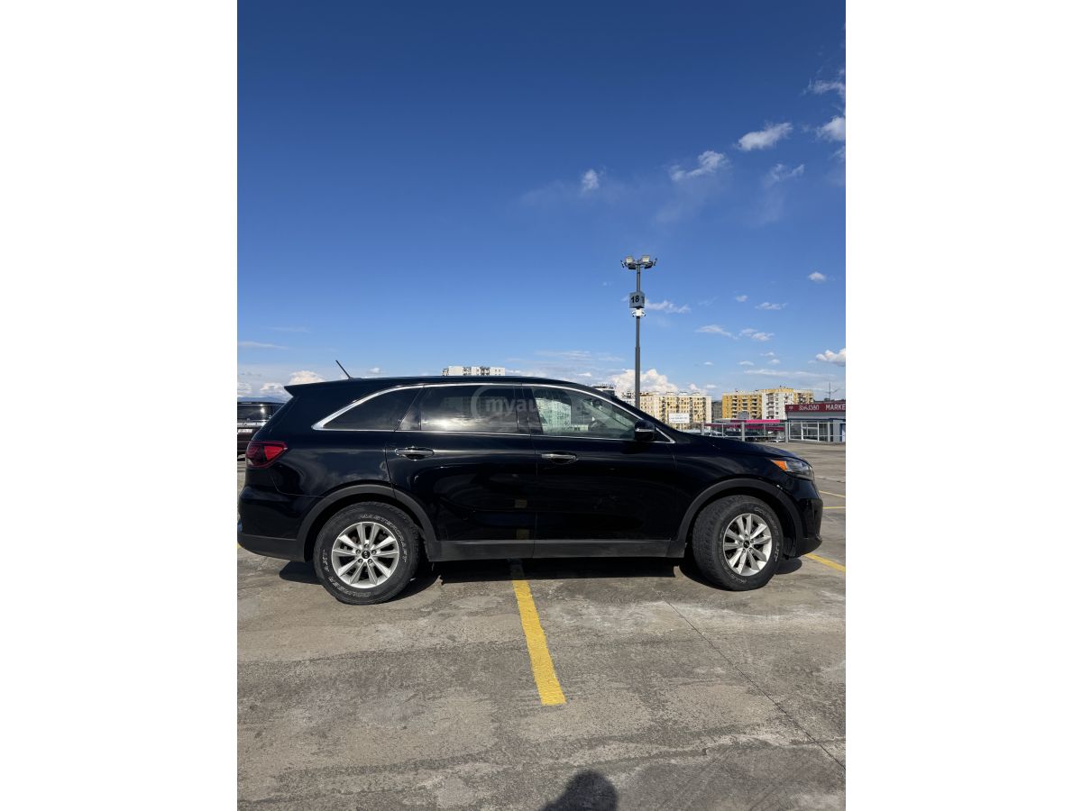 Kia Sorento - фото 6