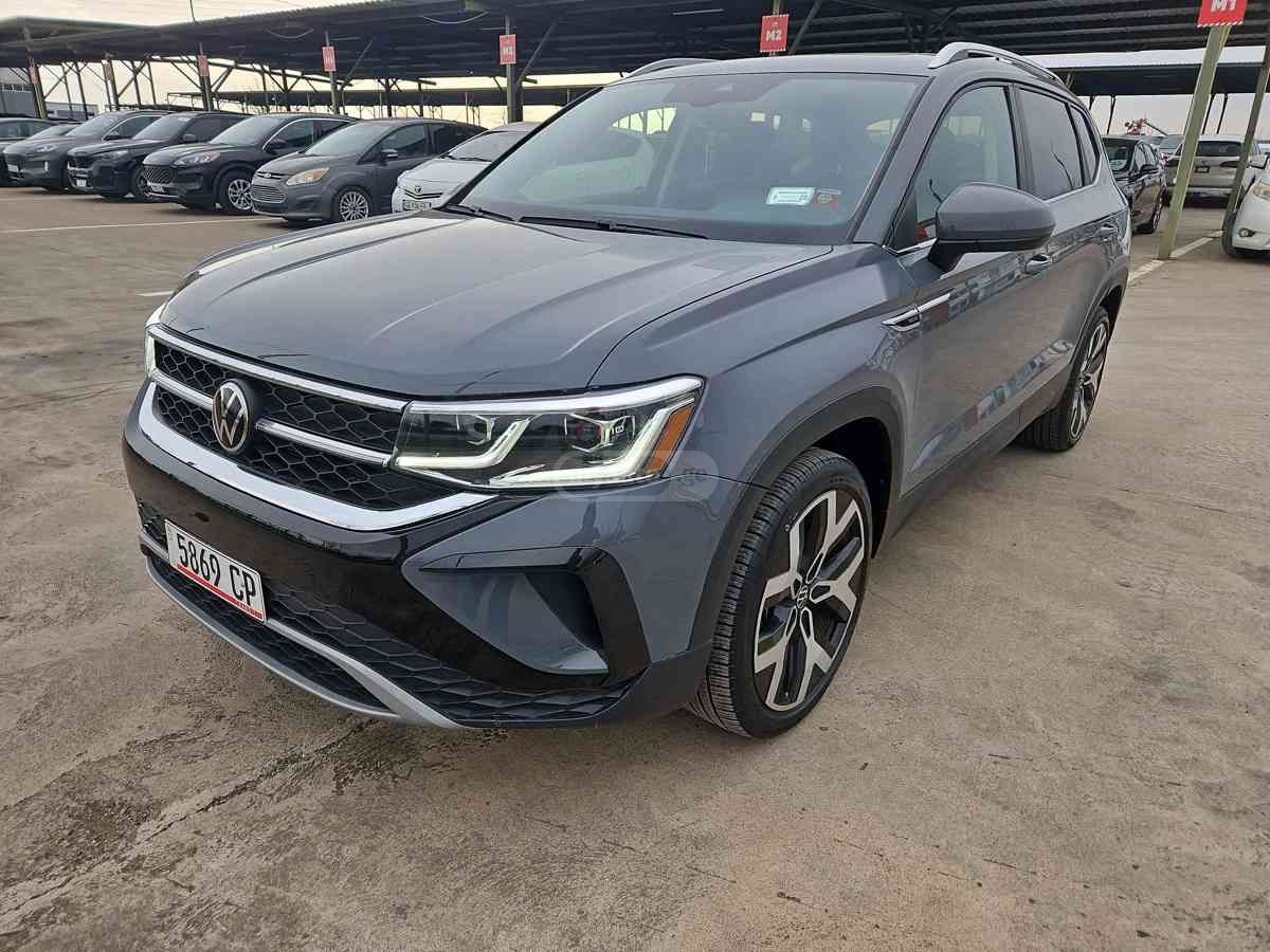 Volkswagen Taos - фото 1