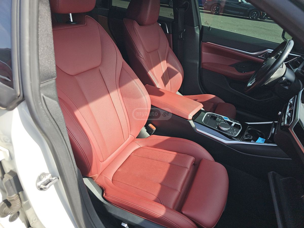 BMW i4 - фото 11