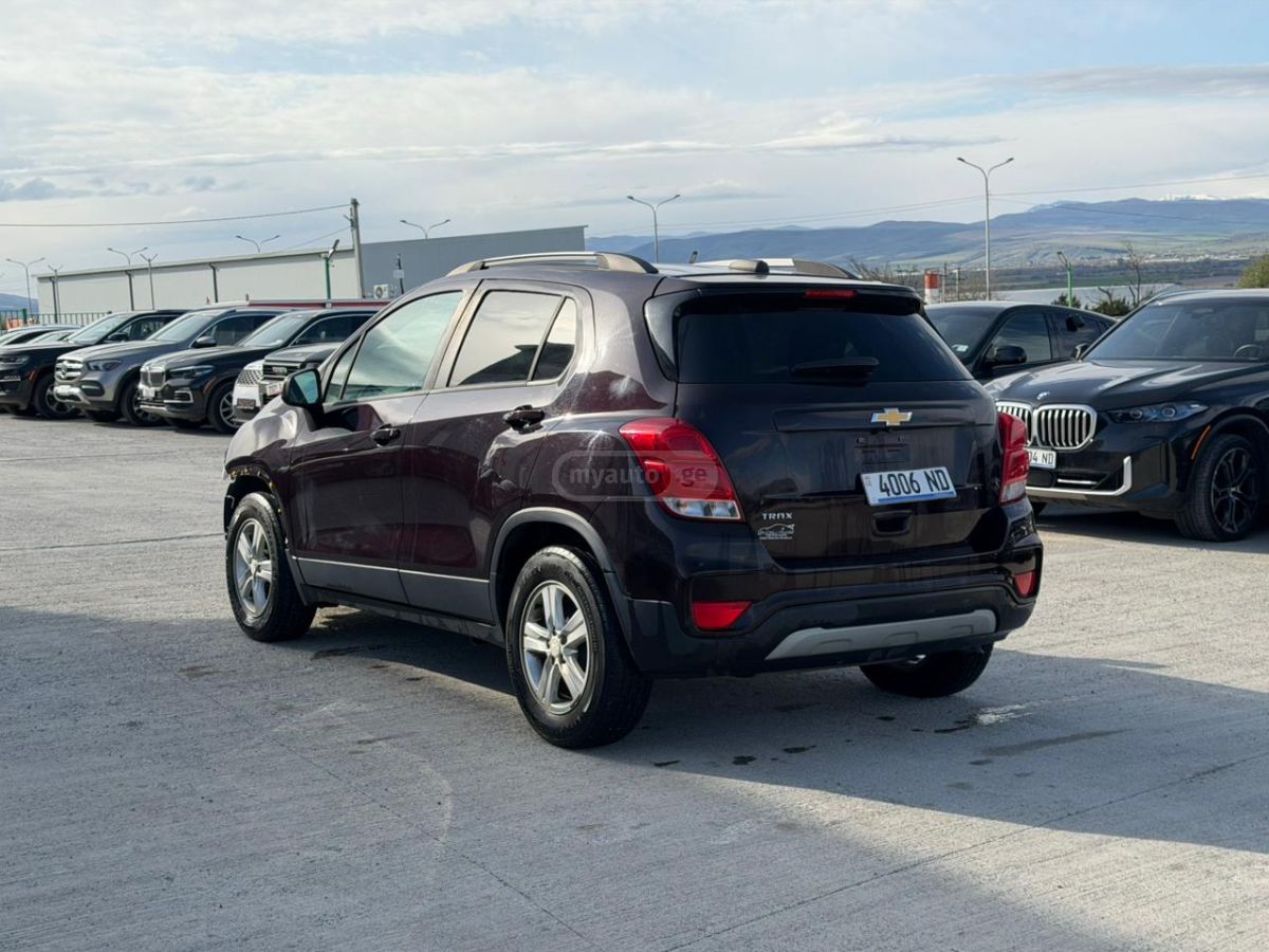 Chevrolet Trax - фото 3