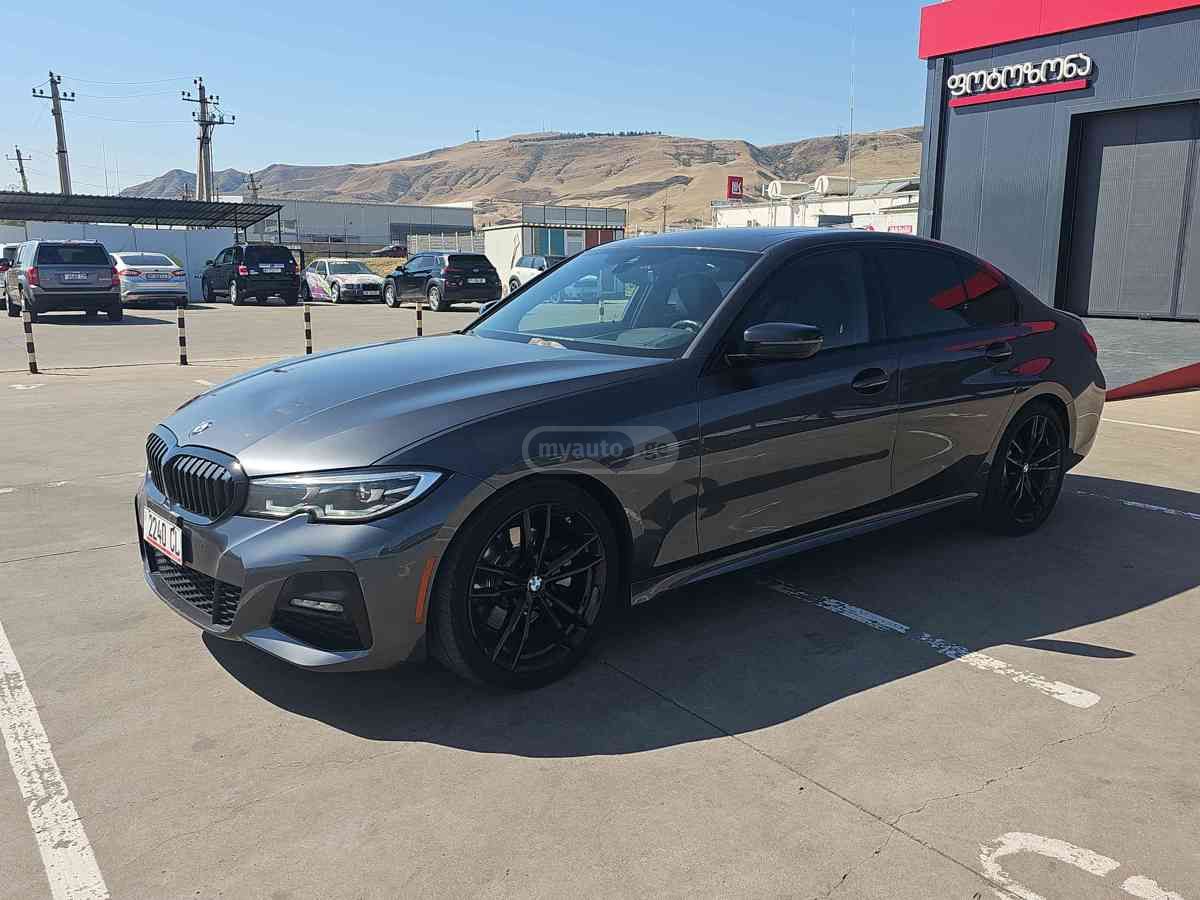 BMW Bmw 330 — миниатюра 1