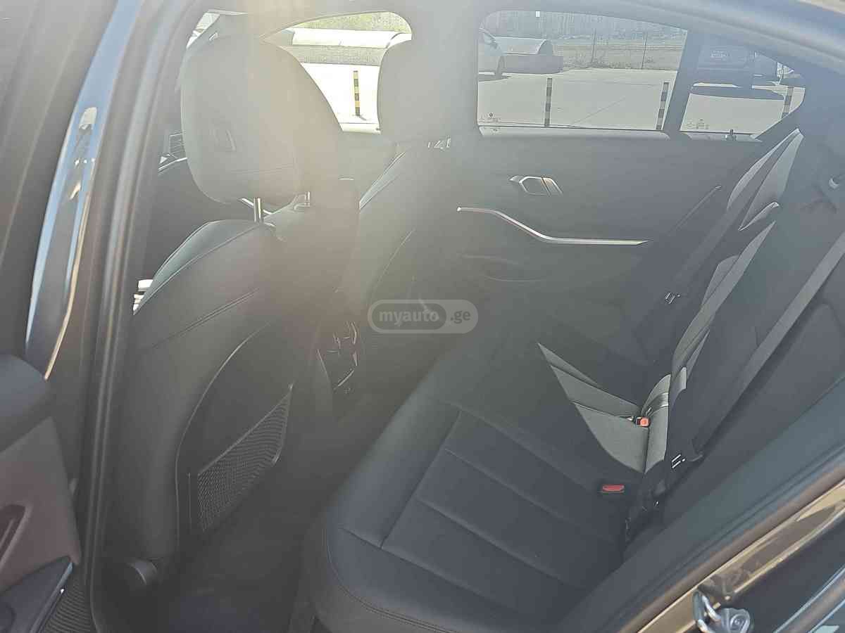 BMW Bmw 330 — миниатюра 7
