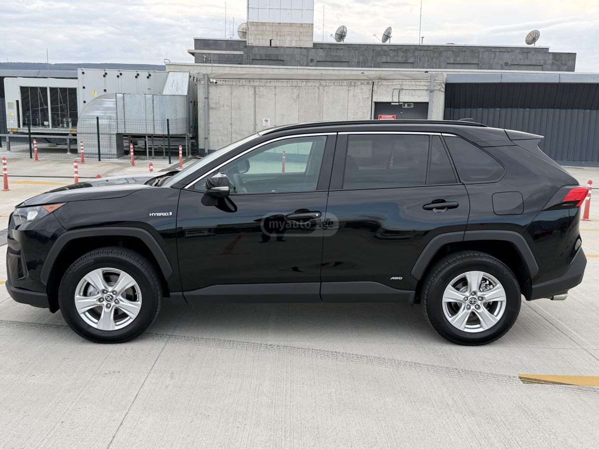 Toyota RAV 4 - фото 10