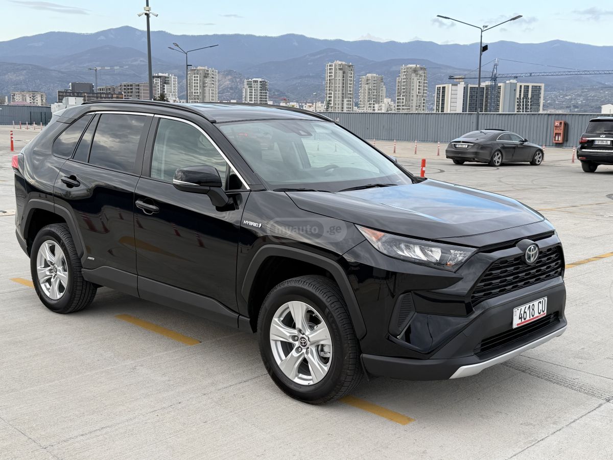 Toyota RAV 4 - фото 7