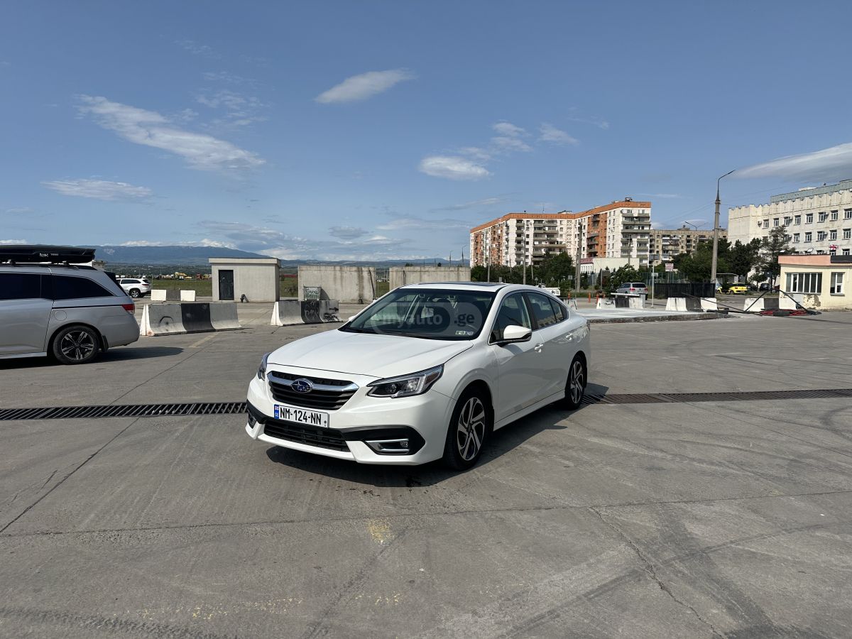 Subaru Legacy - фото 8