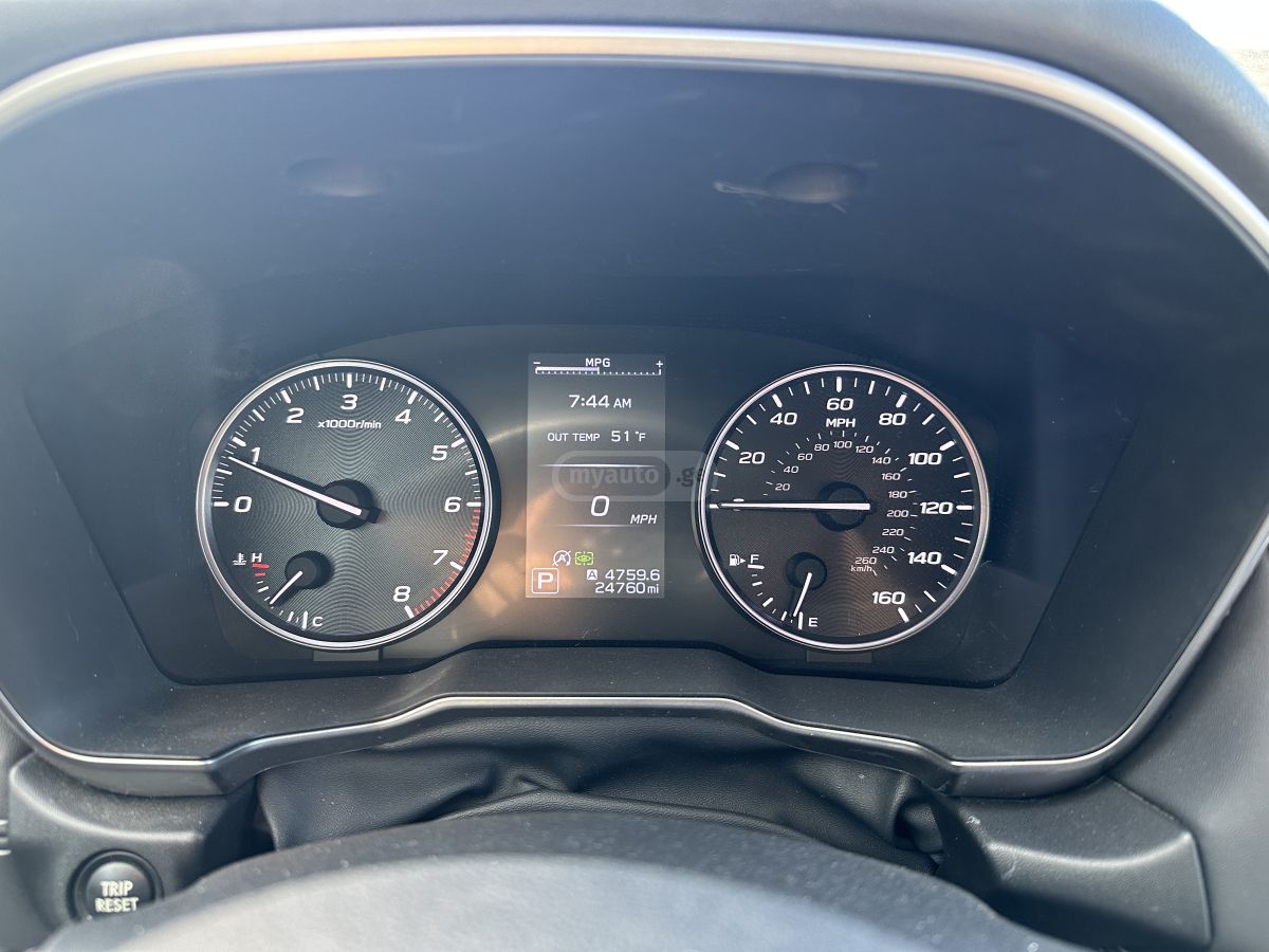 Subaru Legacy - фото 9