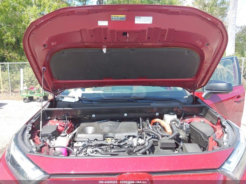 Toyota RAV 4 - фото 10