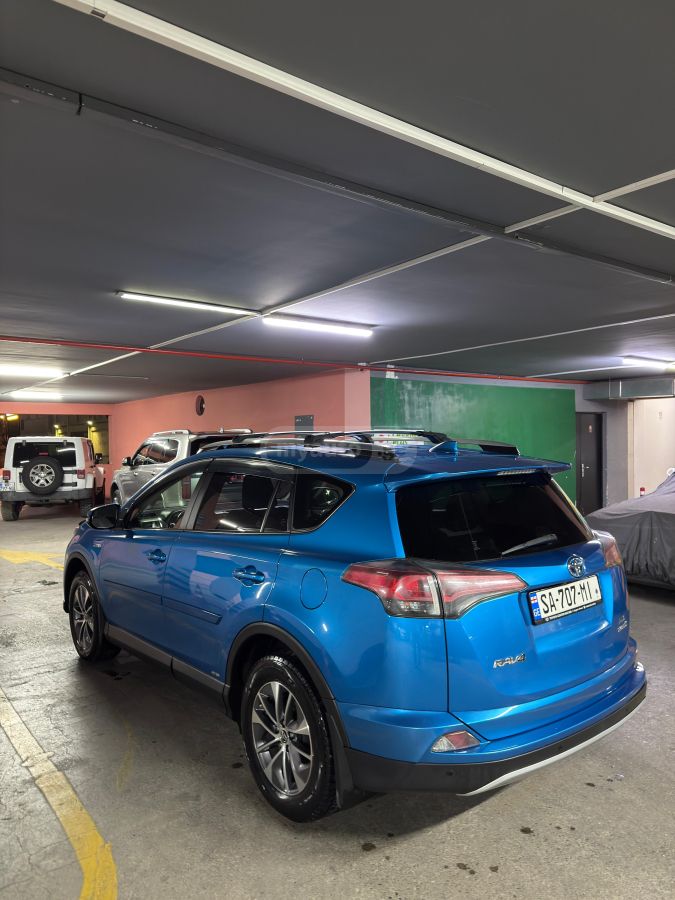 Toyota RAV 4 - фото 13